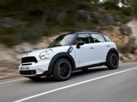 MINI Cooper S Countryman photo