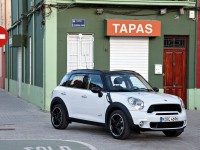 MINI Cooper S Countryman photo