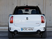 MINI Cooper S Countryman photo
