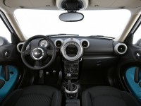 MINI Cooper S Countryman photo