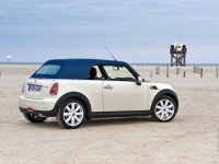 MINI Cooper photo