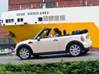 MINI Cooper photo