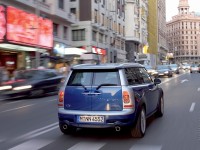 MINI Cooper S Clubman photo