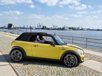 MINI Cooper S photo