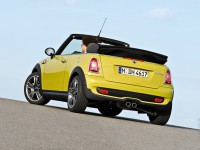 MINI Cooper S photo